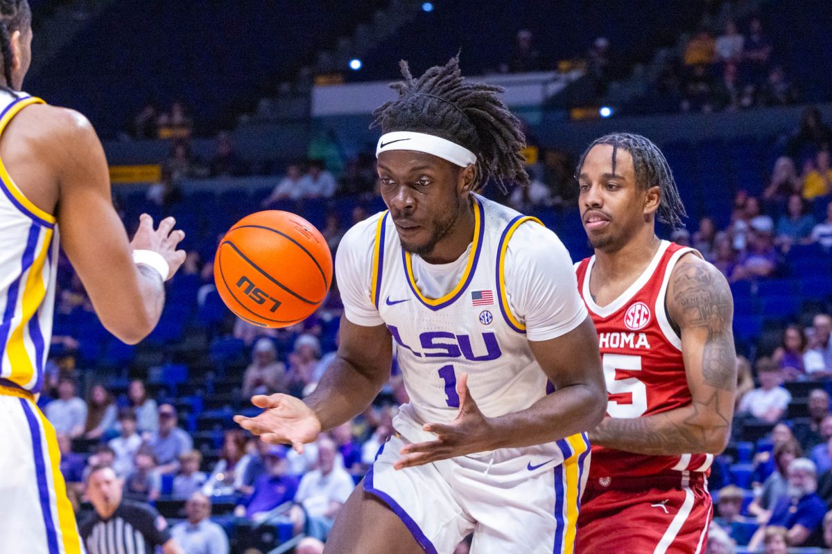 LSU men's basketball junior forward Mike Nwoko (1) passes the ball Saturday, Feb. 28, 2026, during the 83-67 loss to Oklahoma at the Pete Maravich Assembly Center in Baton Rouge, La.