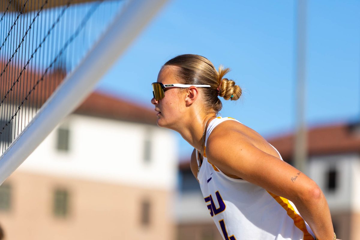 LSU beach volleyball redshirt junior Emily Hellmuth (44) waits for the serve Saturday, March 21, 2026, during their 3-2 win against Arizona State at the LSU Beach Volleyball Stadium in Baton Rouge, La.